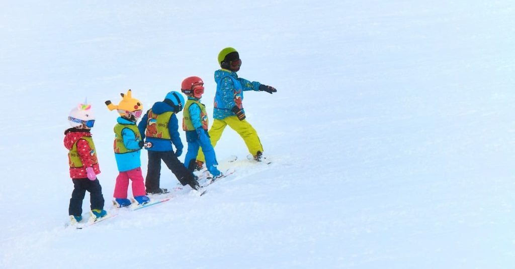 kids ski free in Colorado