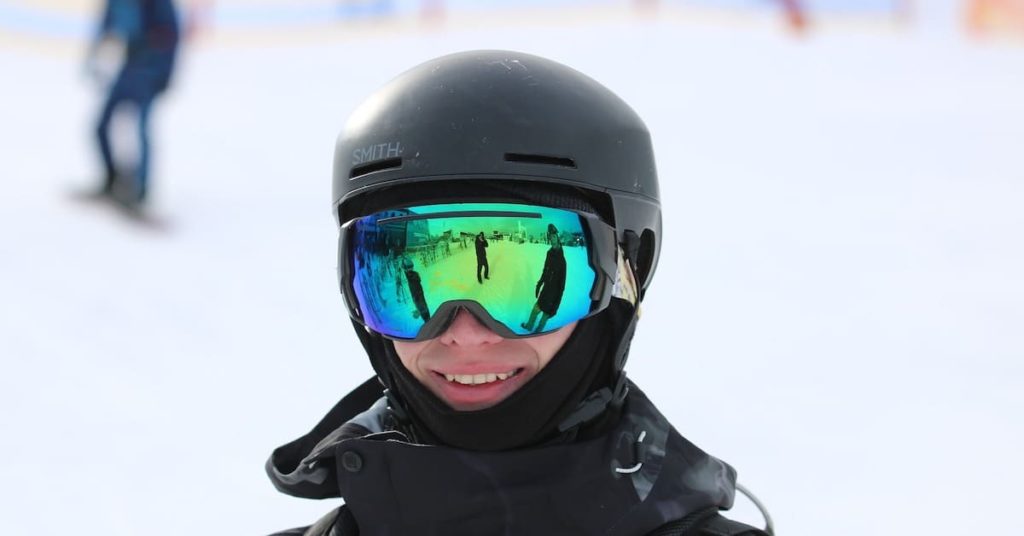 women OTG ski goggles